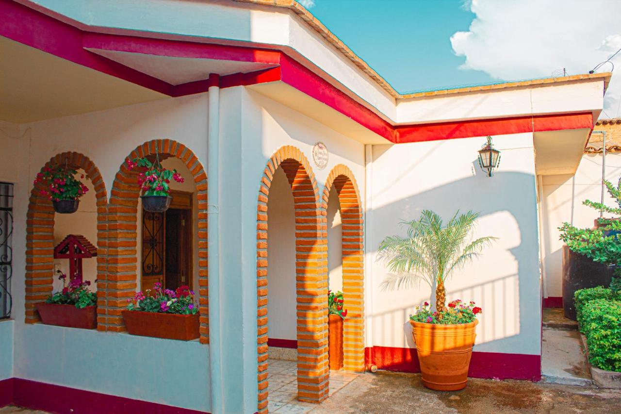 Villa Flores, Casa En El Centro De Mascota Bagian luar foto