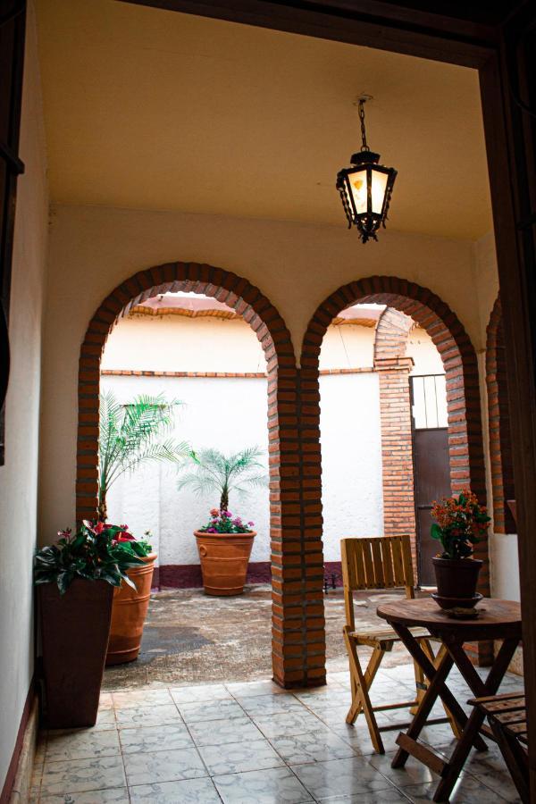 Villa Flores, Casa En El Centro De Mascota Bagian luar foto