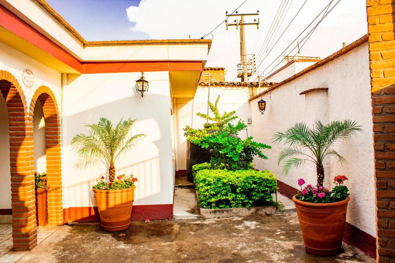 Villa Flores, Casa En El Centro De Mascota Bagian luar foto
